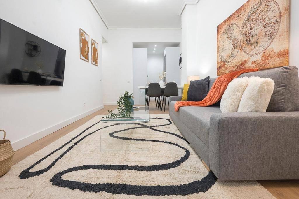 Apartamento De Lujo En Gran Via Madri Exterior foto