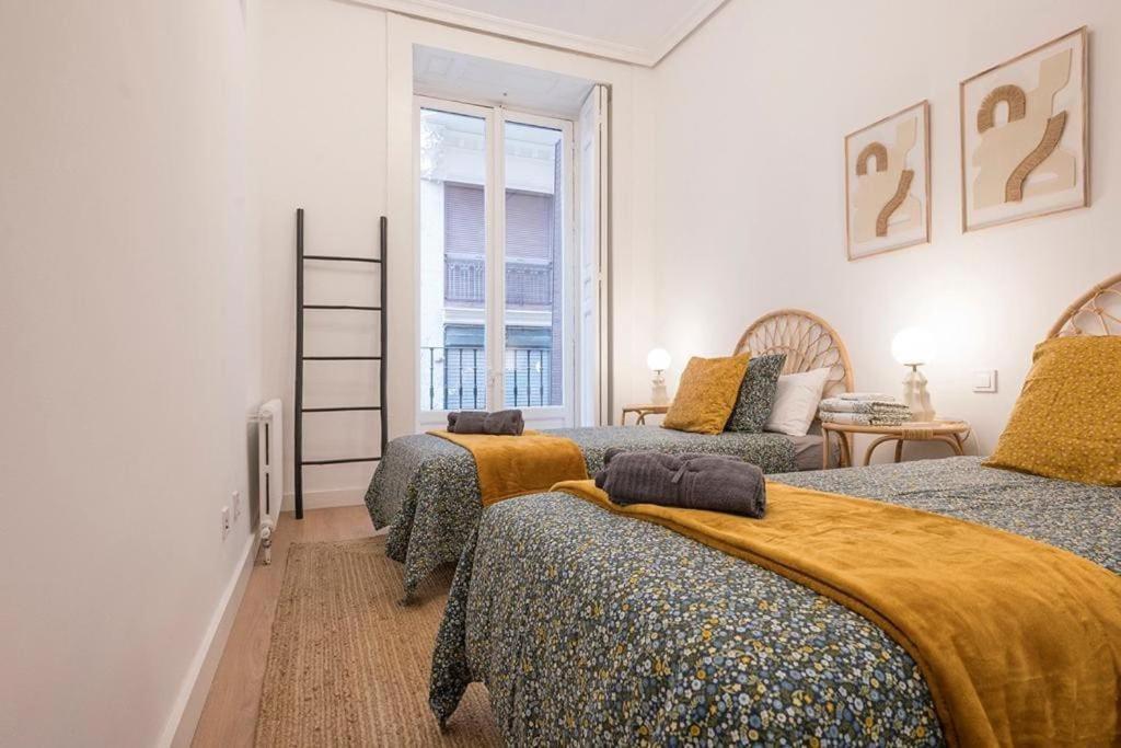 Apartamento De Lujo En Gran Via Madri Exterior foto